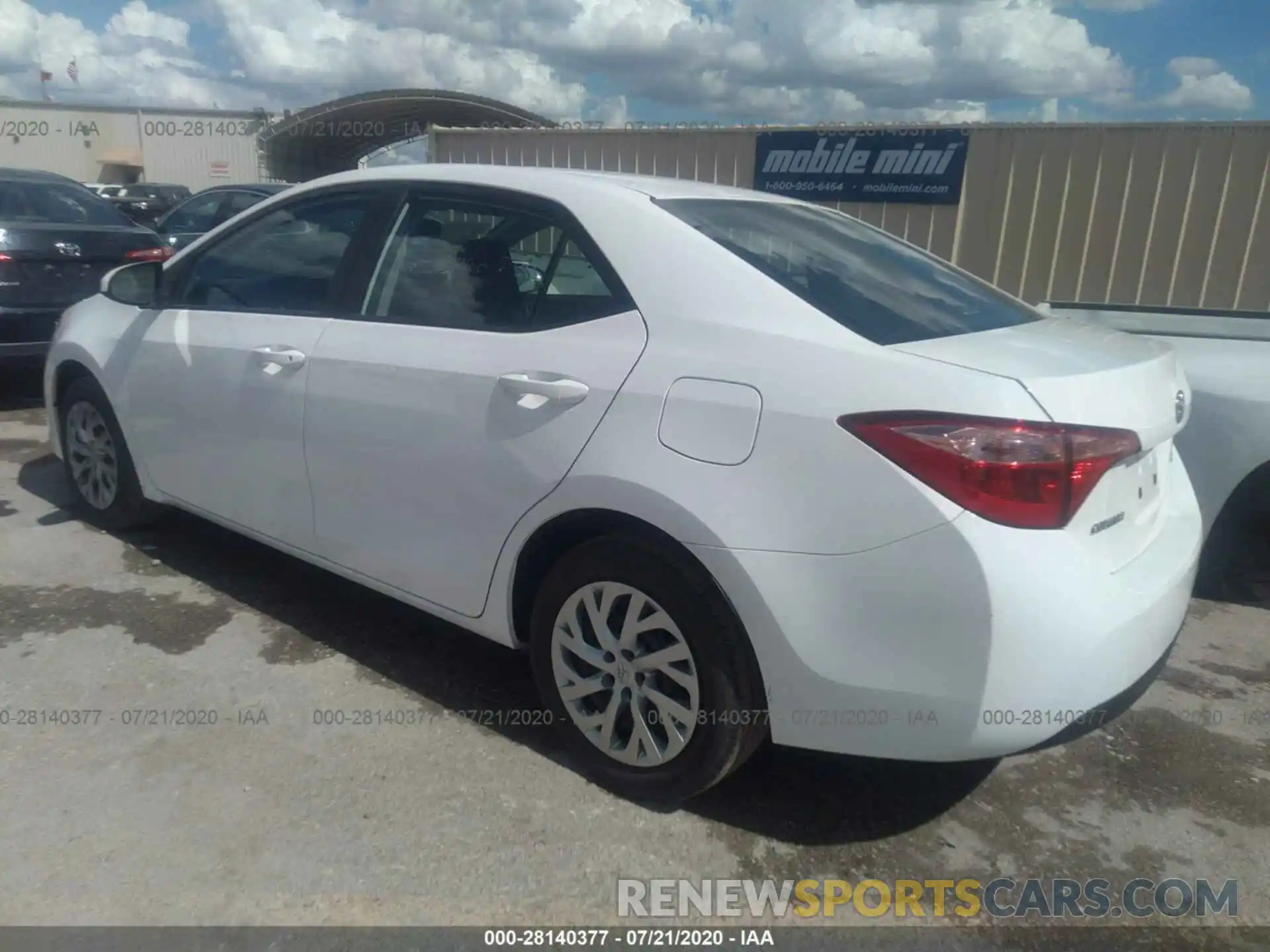 3 Photograph of a damaged car 2T1BURHE8KC211652 TOYOTA COROLLA 2019