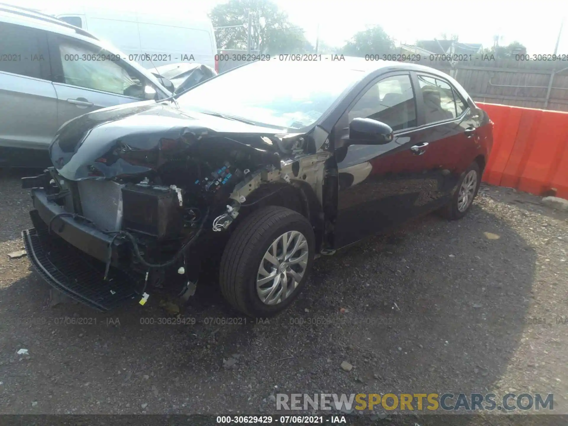 2 Photograph of a damaged car 2T1BURHE8KC212056 TOYOTA COROLLA 2019