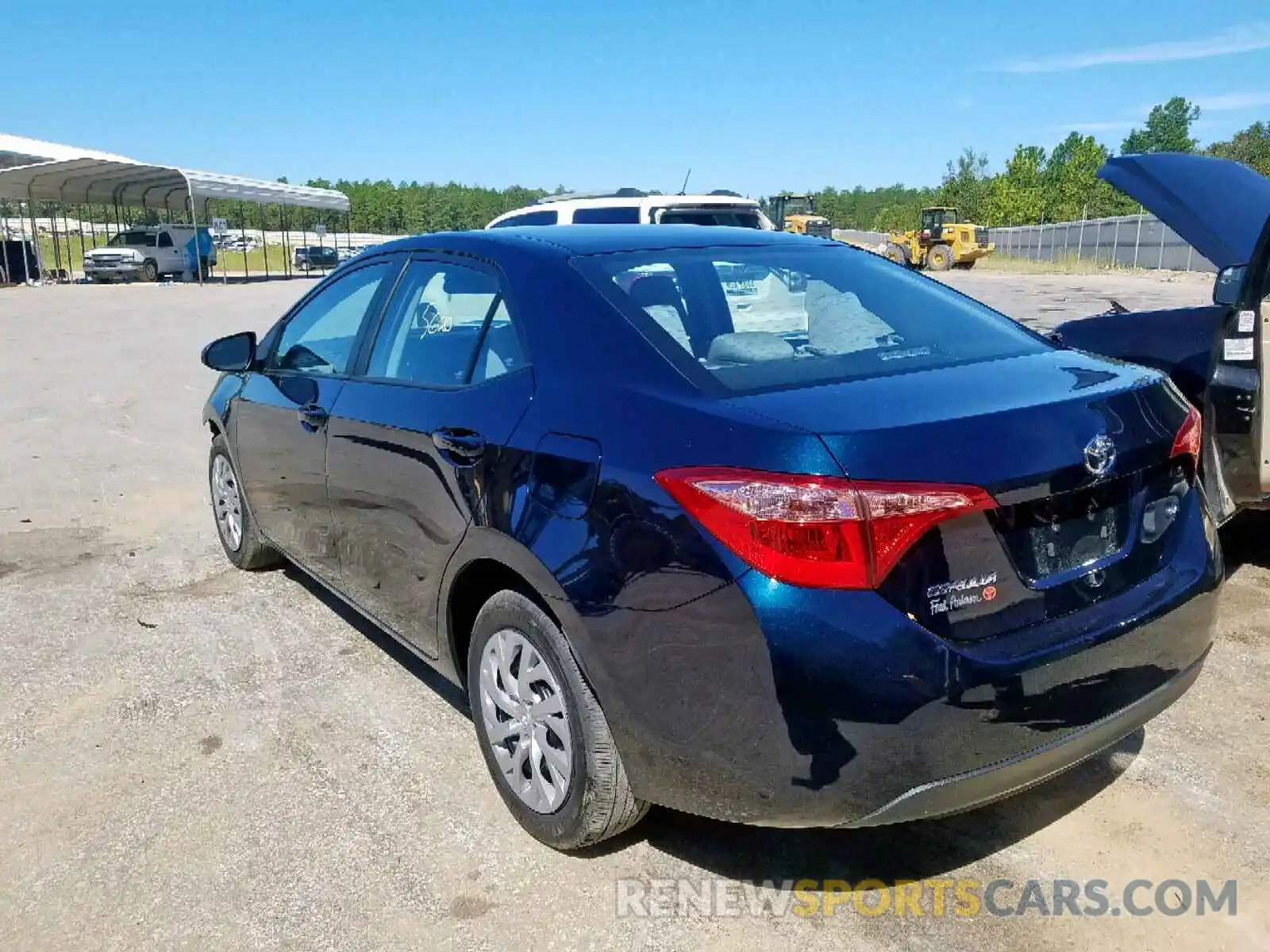 3 Photograph of a damaged car 2T1BURHE8KC212185 TOYOTA COROLLA 2019