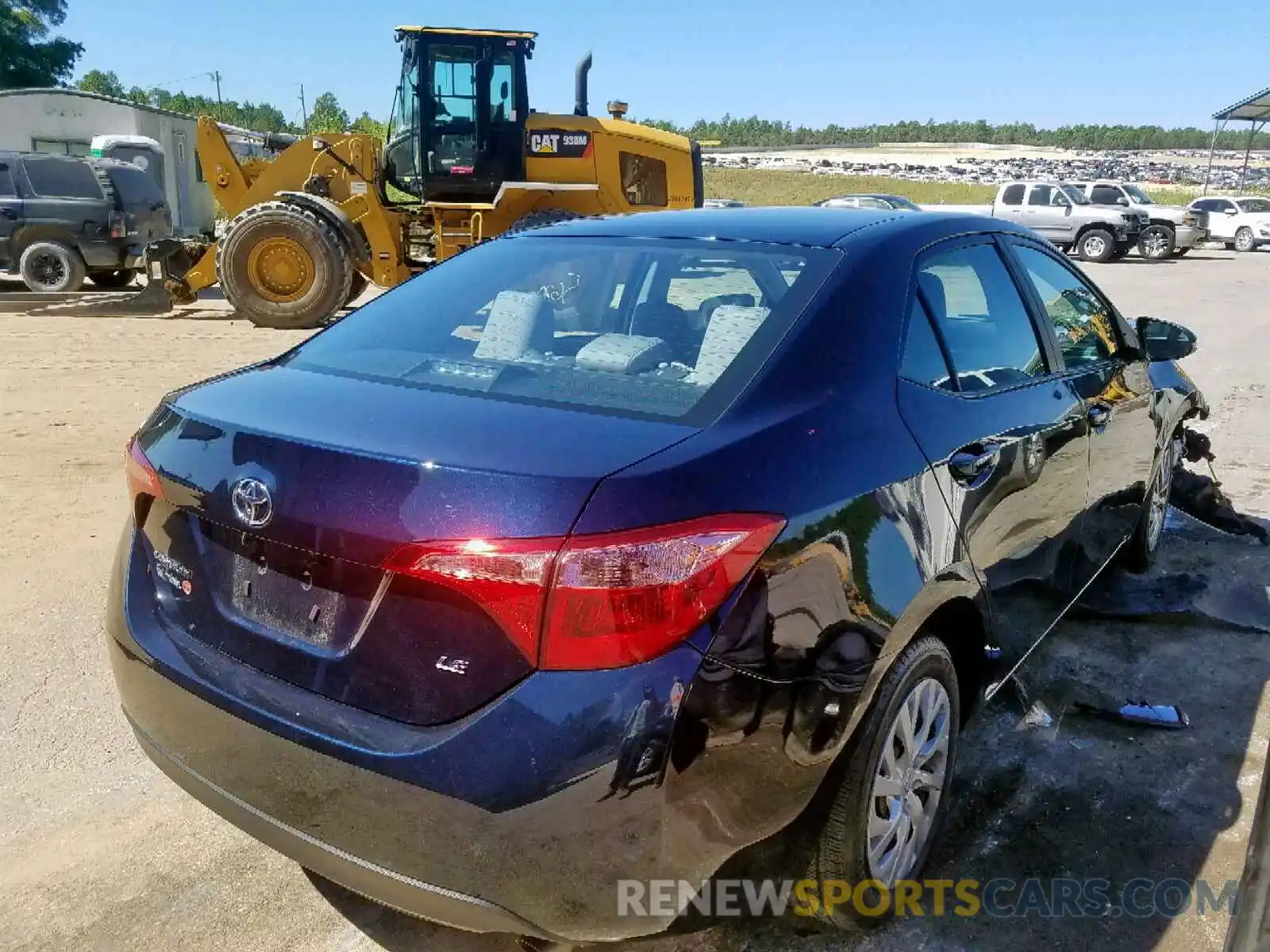 4 Photograph of a damaged car 2T1BURHE8KC212185 TOYOTA COROLLA 2019