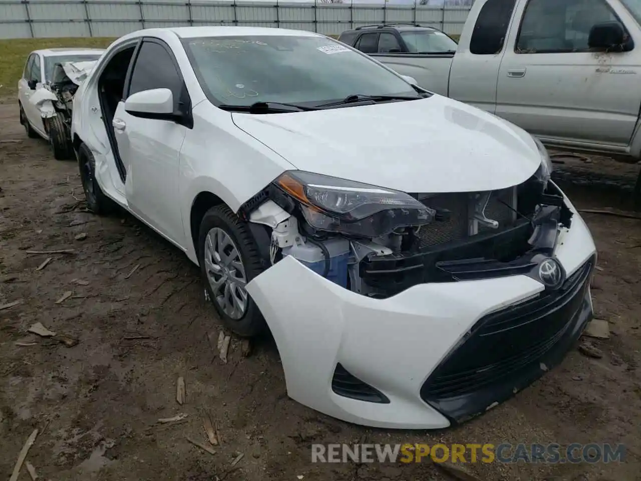 1 Photograph of a damaged car 2T1BURHE8KC212235 TOYOTA COROLLA 2019