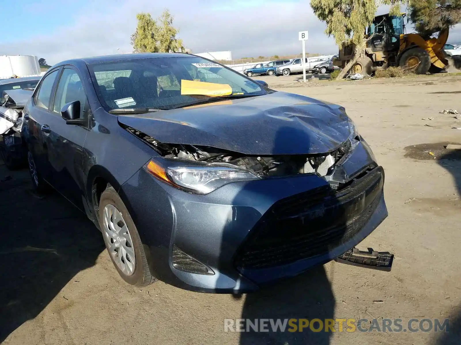 1 Photograph of a damaged car 2T1BURHE8KC212493 TOYOTA COROLLA 2019