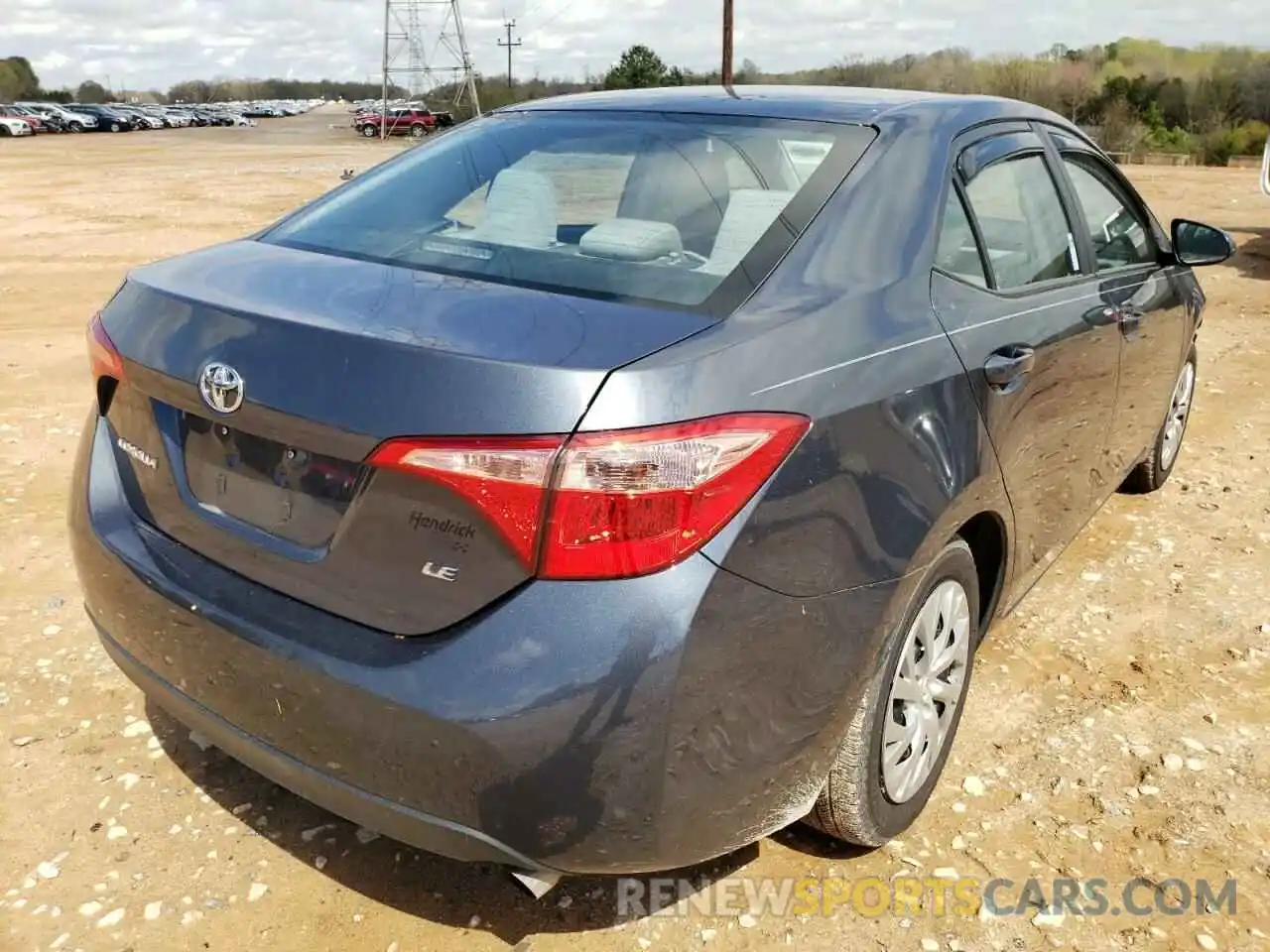 4 Photograph of a damaged car 2T1BURHE8KC214180 TOYOTA COROLLA 2019