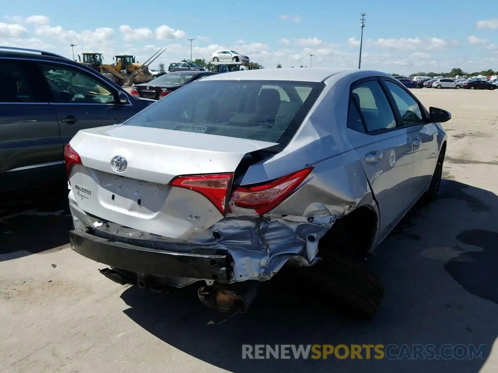 4 Photograph of a damaged car 2T1BURHE8KC215023 TOYOTA COROLLA 2019