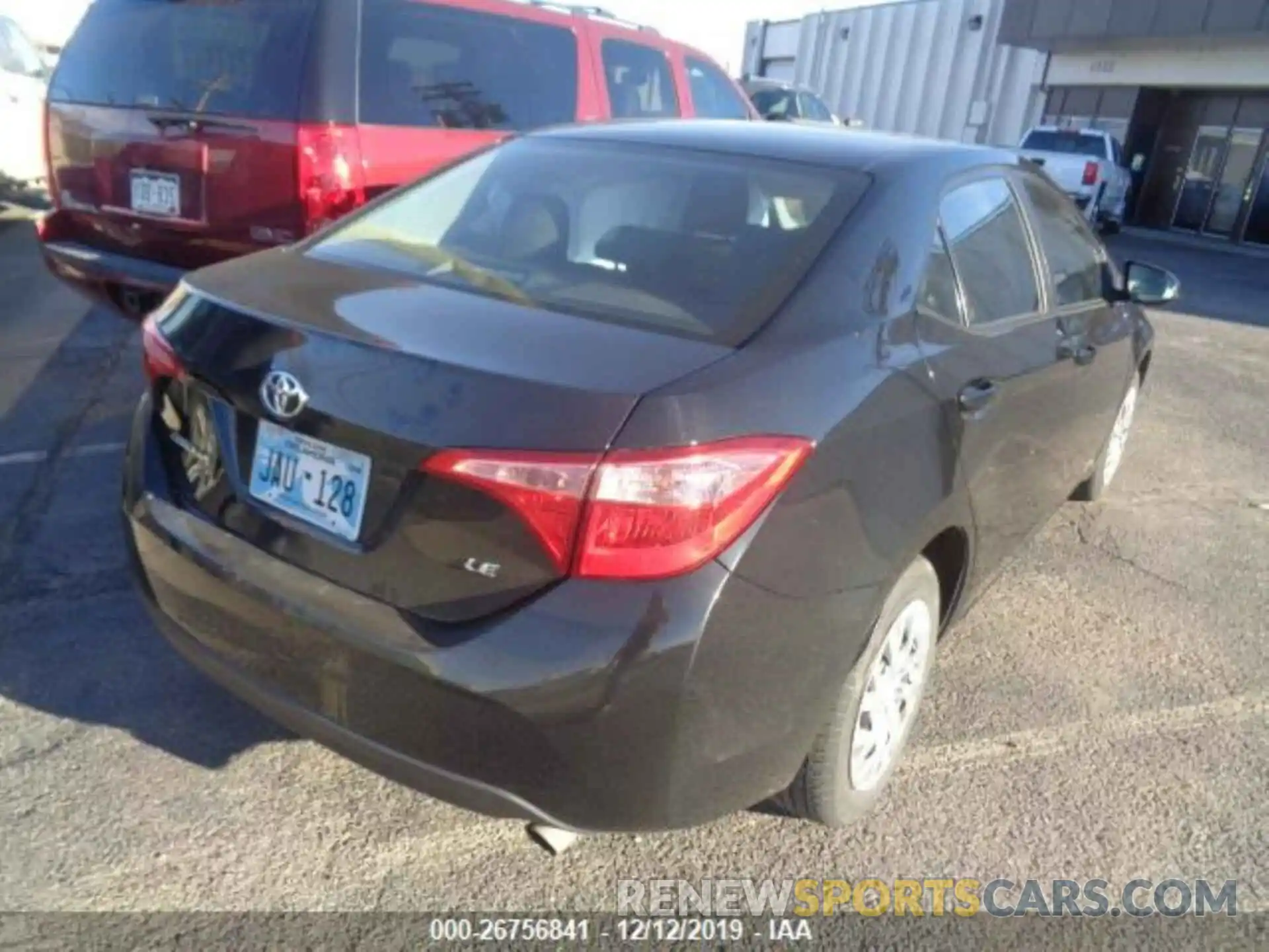 4 Photograph of a damaged car 2T1BURHE8KC215247 TOYOTA COROLLA 2019