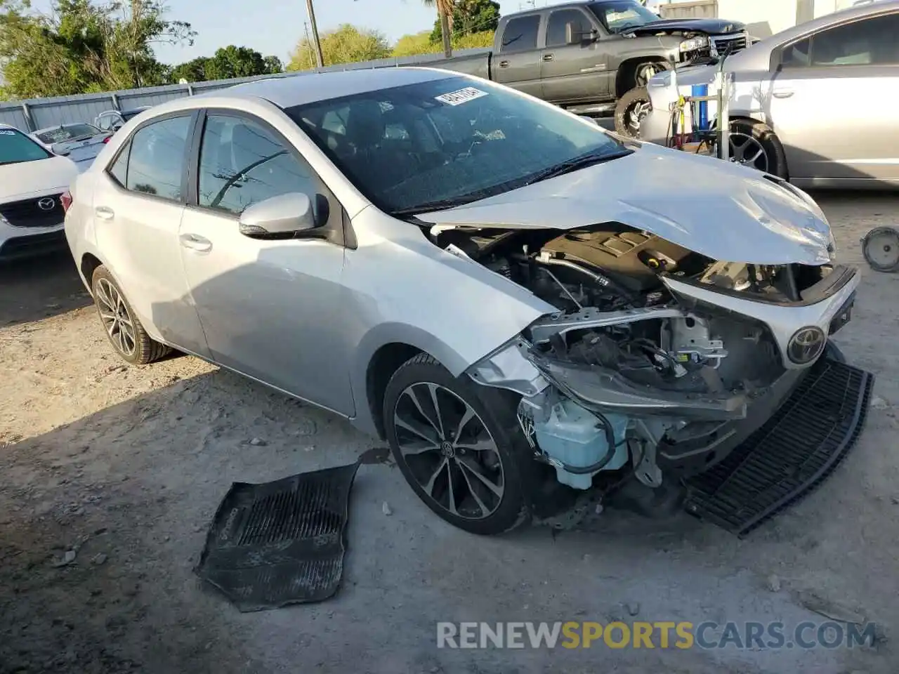 4 Photograph of a damaged car 2T1BURHE8KC215278 TOYOTA COROLLA 2019