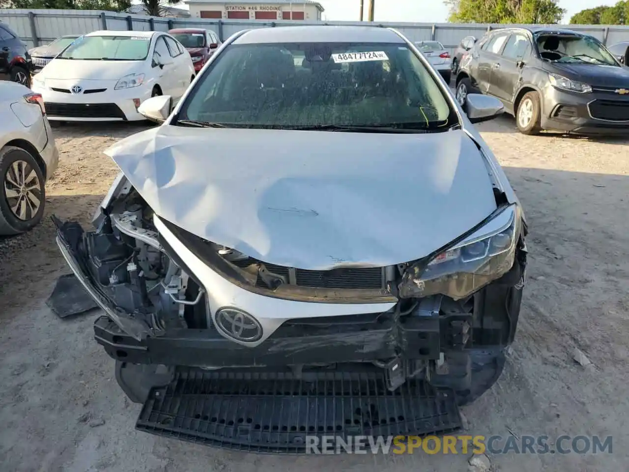 5 Photograph of a damaged car 2T1BURHE8KC215278 TOYOTA COROLLA 2019