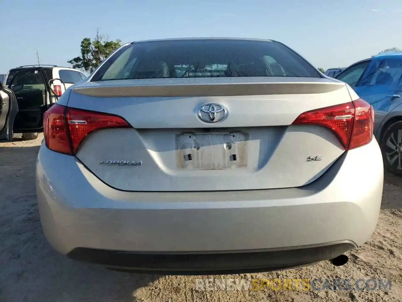 6 Photograph of a damaged car 2T1BURHE8KC215278 TOYOTA COROLLA 2019