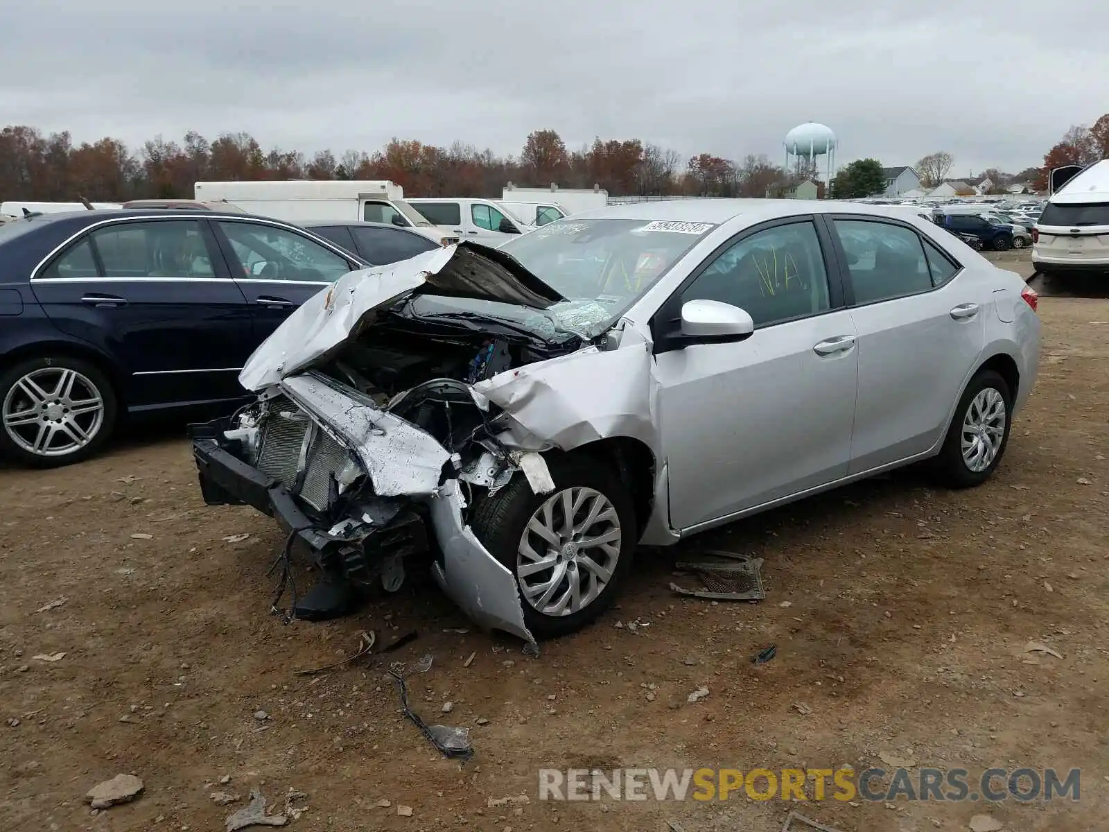 2 Photograph of a damaged car 2T1BURHE8KC215300 TOYOTA COROLLA 2019