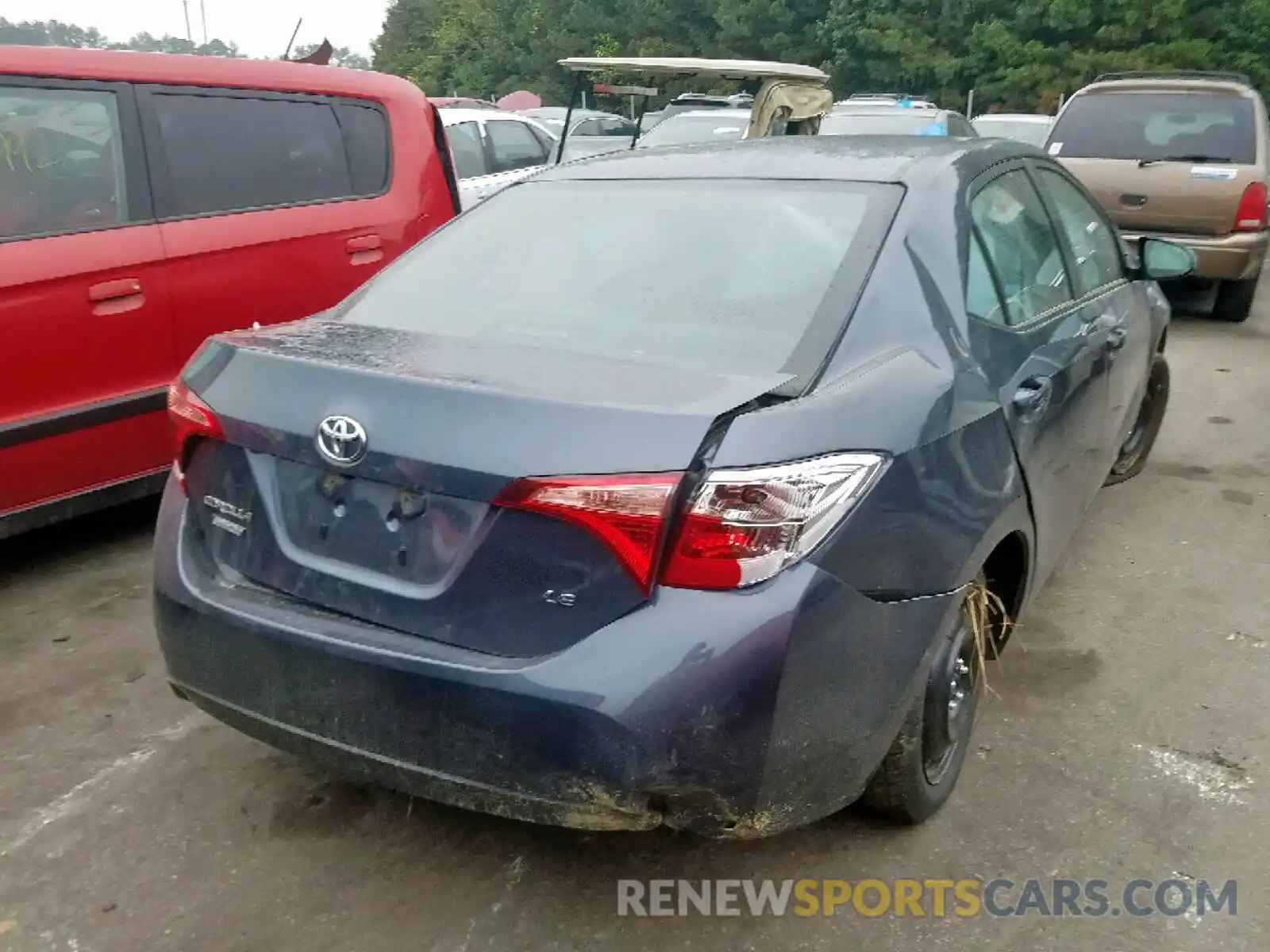 4 Photograph of a damaged car 2T1BURHE8KC217810 TOYOTA COROLLA 2019