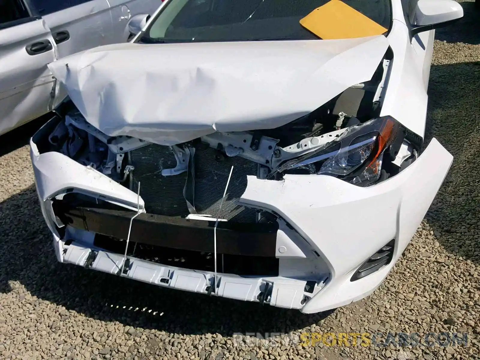 9 Photograph of a damaged car 2T1BURHE8KC220786 TOYOTA COROLLA 2019