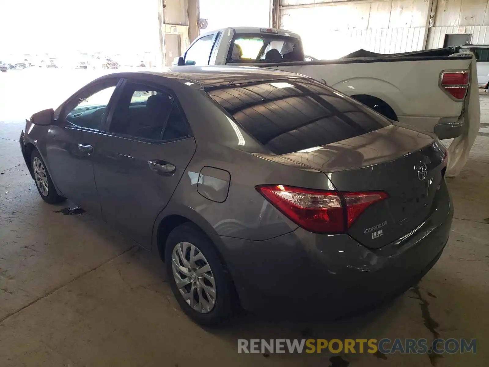 3 Photograph of a damaged car 2T1BURHE8KC221050 TOYOTA COROLLA 2019