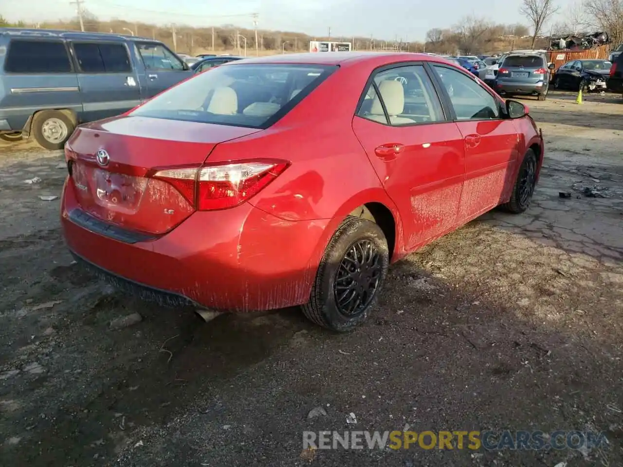 4 Photograph of a damaged car 2T1BURHE8KC221064 TOYOTA COROLLA 2019