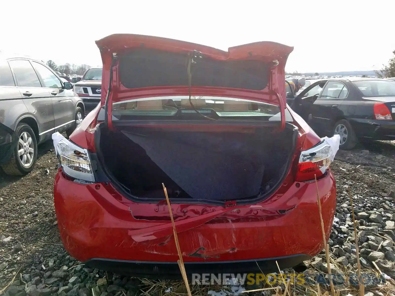 9 Photograph of a damaged car 2T1BURHE8KC221128 TOYOTA COROLLA 2019