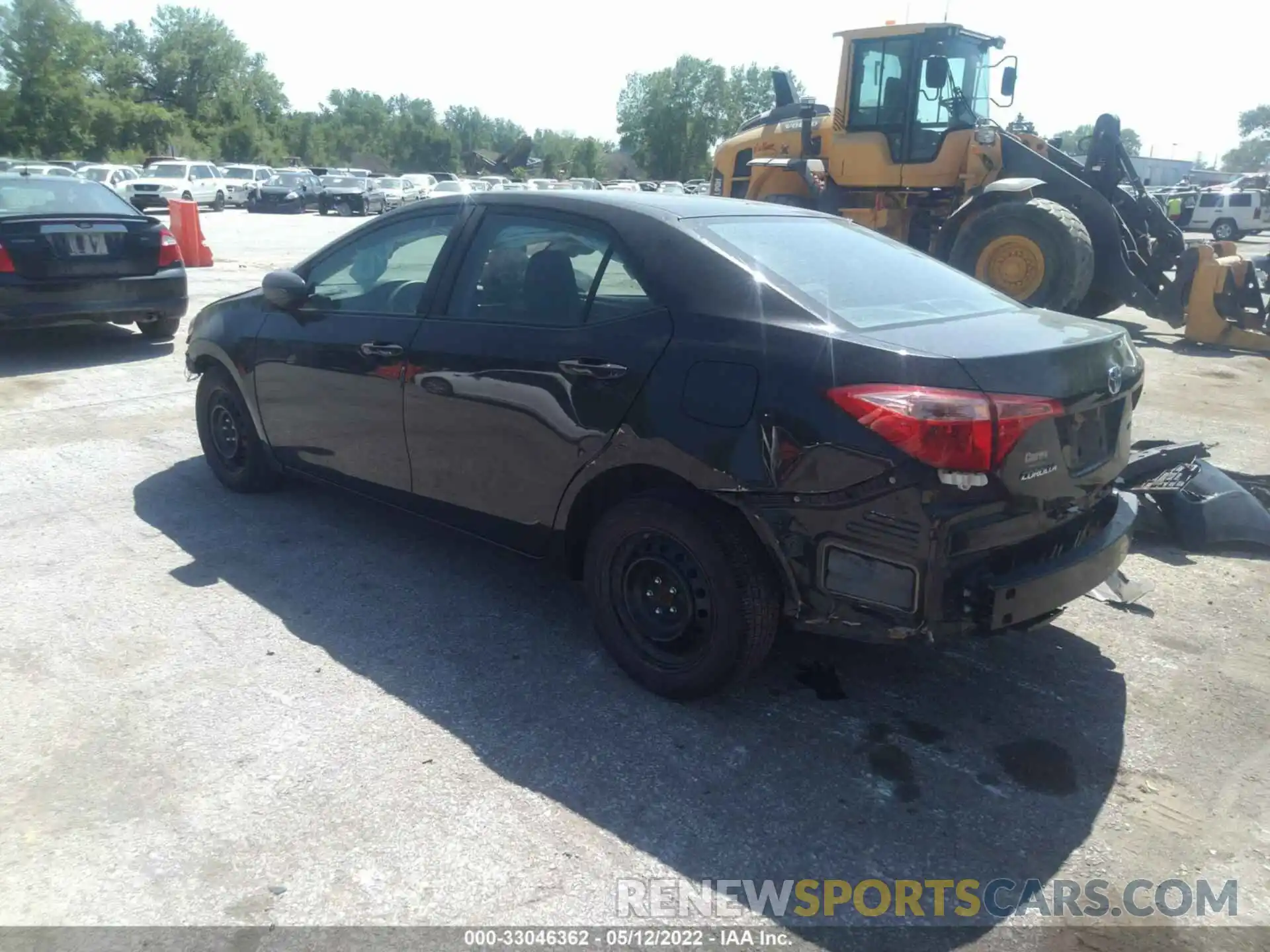 3 Photograph of a damaged car 2T1BURHE8KC221758 TOYOTA COROLLA 2019