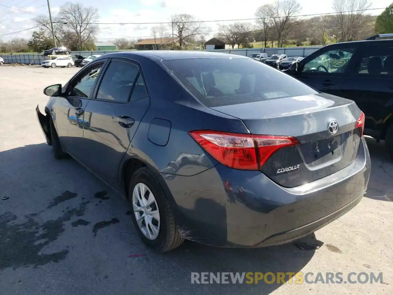 3 Photograph of a damaged car 2T1BURHE8KC222036 TOYOTA COROLLA 2019