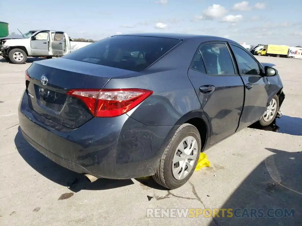 4 Photograph of a damaged car 2T1BURHE8KC222036 TOYOTA COROLLA 2019