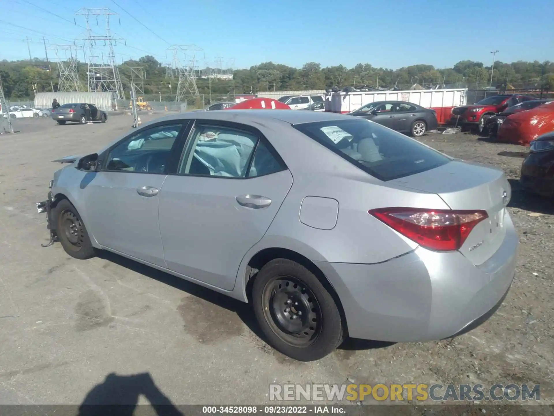 3 Photograph of a damaged car 2T1BURHE8KC222652 TOYOTA COROLLA 2019