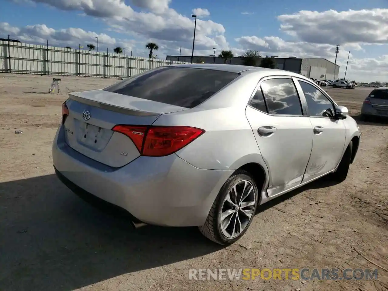 4 Photograph of a damaged car 2T1BURHE8KC222764 TOYOTA COROLLA 2019