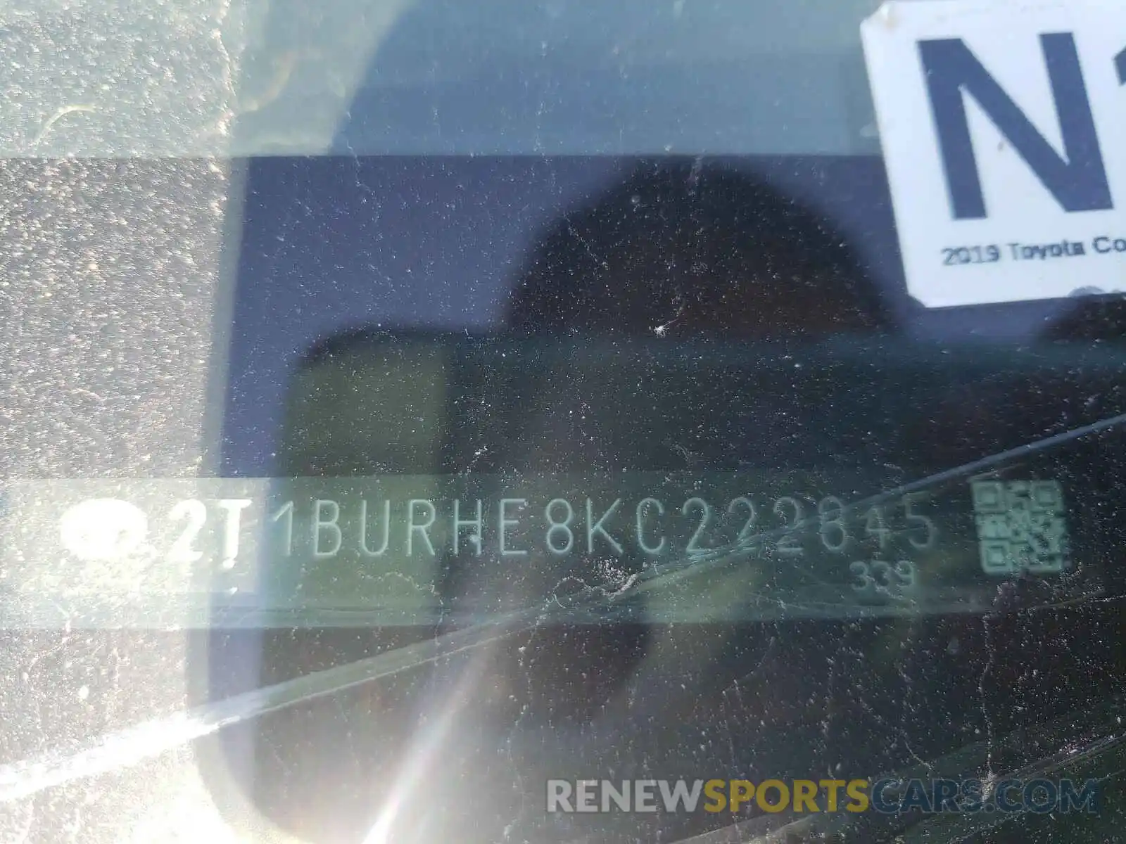 10 Photograph of a damaged car 2T1BURHE8KC222845 TOYOTA COROLLA 2019