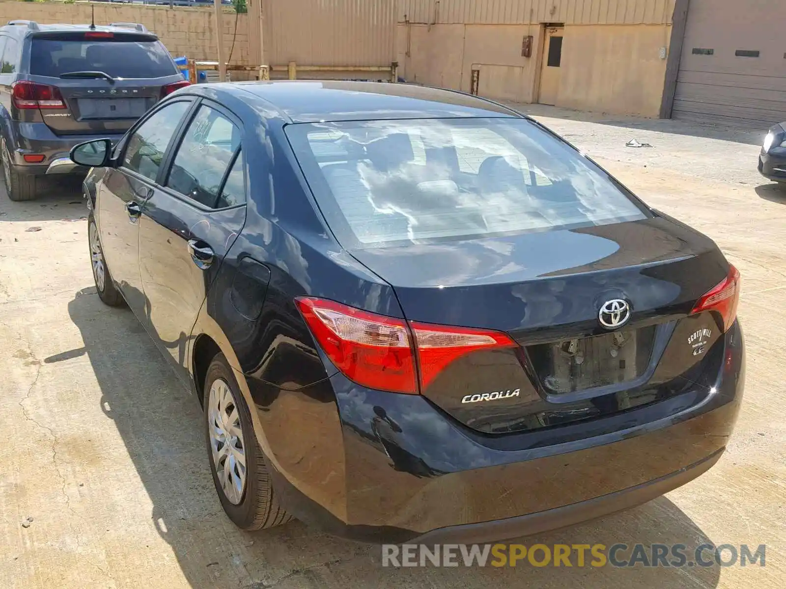 3 Photograph of a damaged car 2T1BURHE8KC224224 TOYOTA COROLLA 2019