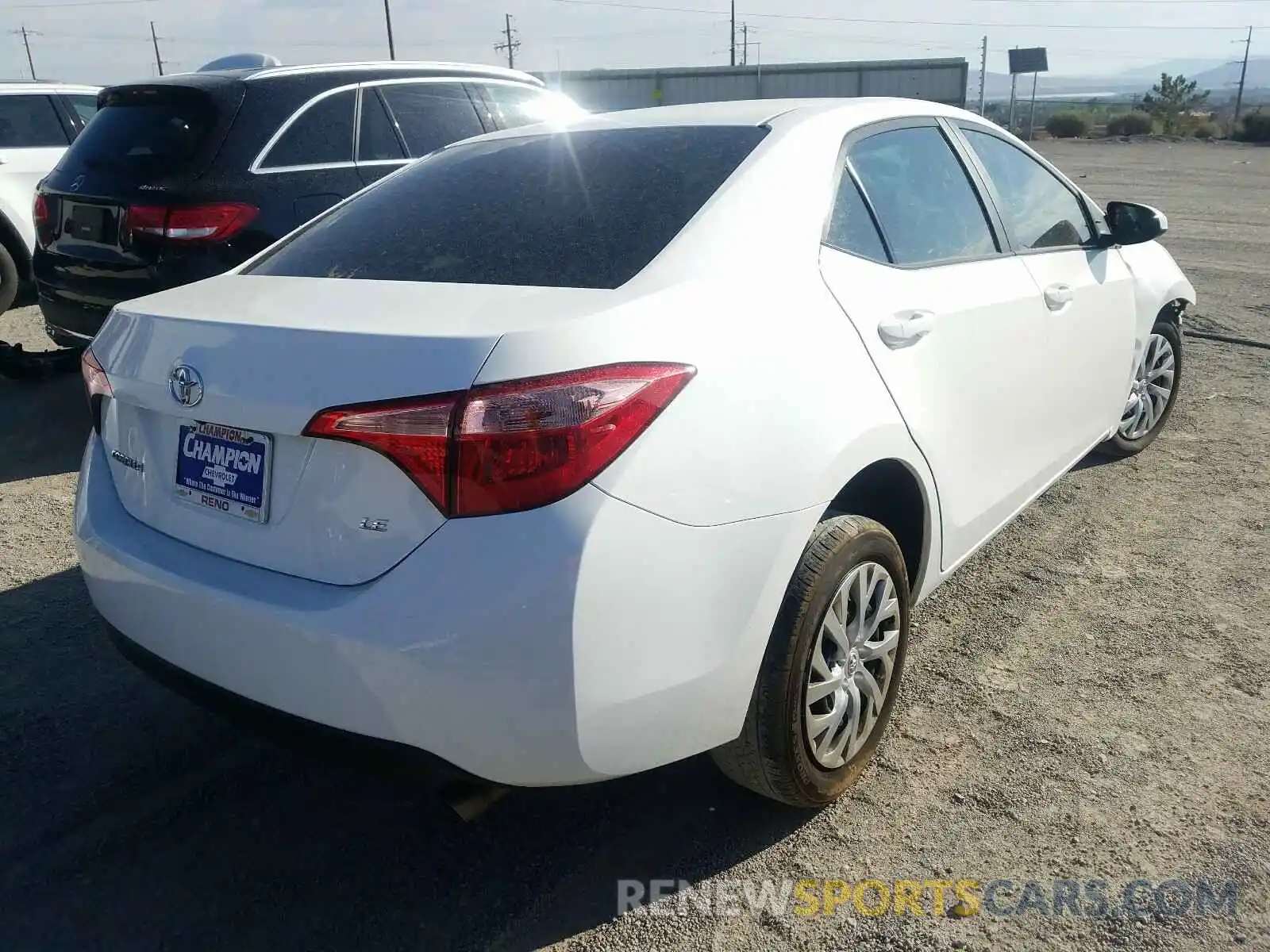 4 Photograph of a damaged car 2T1BURHE8KC225020 TOYOTA COROLLA 2019