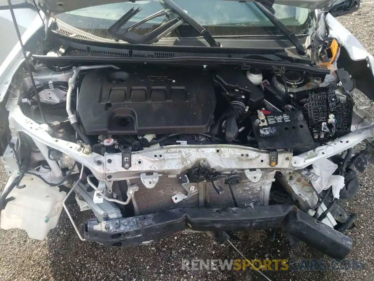 7 Photograph of a damaged car 2T1BURHE8KC225423 TOYOTA COROLLA 2019