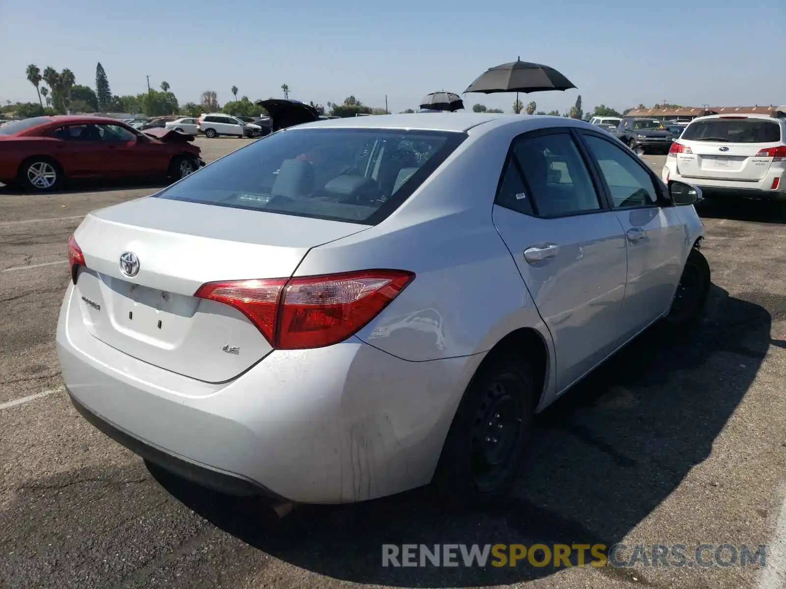 4 Photograph of a damaged car 2T1BURHE8KC226751 TOYOTA COROLLA 2019