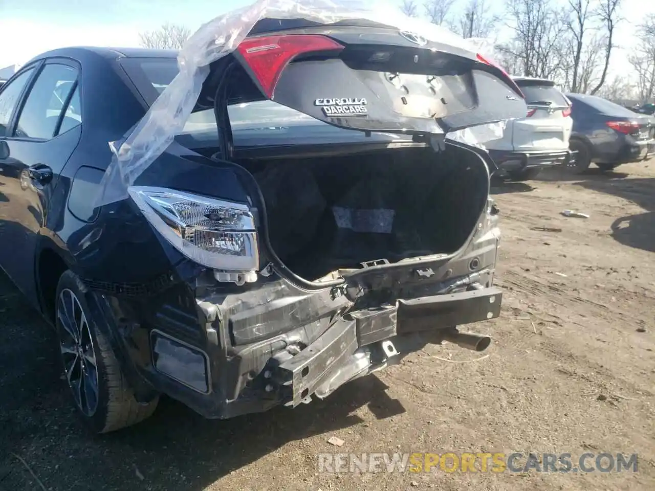 9 Photograph of a damaged car 2T1BURHE8KC227320 TOYOTA COROLLA 2019