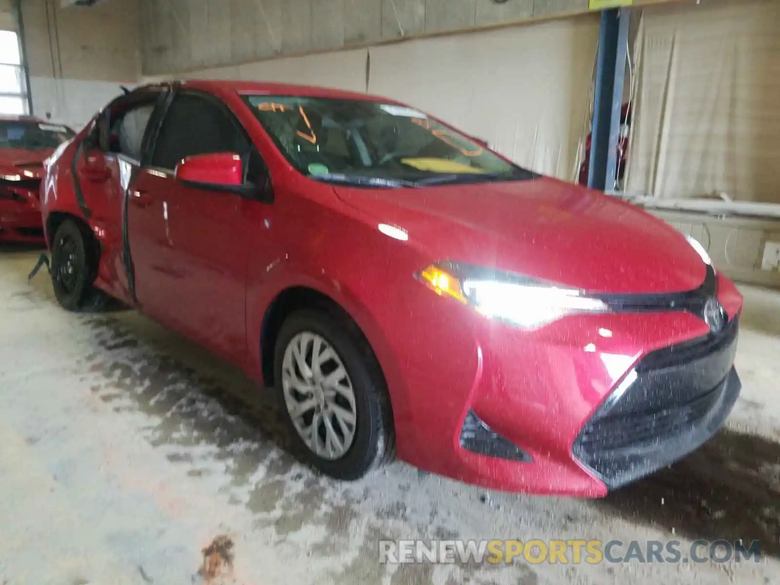 1 Photograph of a damaged car 2T1BURHE8KC227351 TOYOTA COROLLA 2019