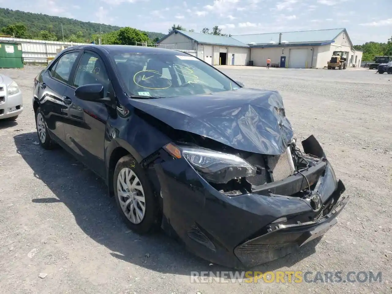 1 Photograph of a damaged car 2T1BURHE8KC228192 TOYOTA COROLLA 2019