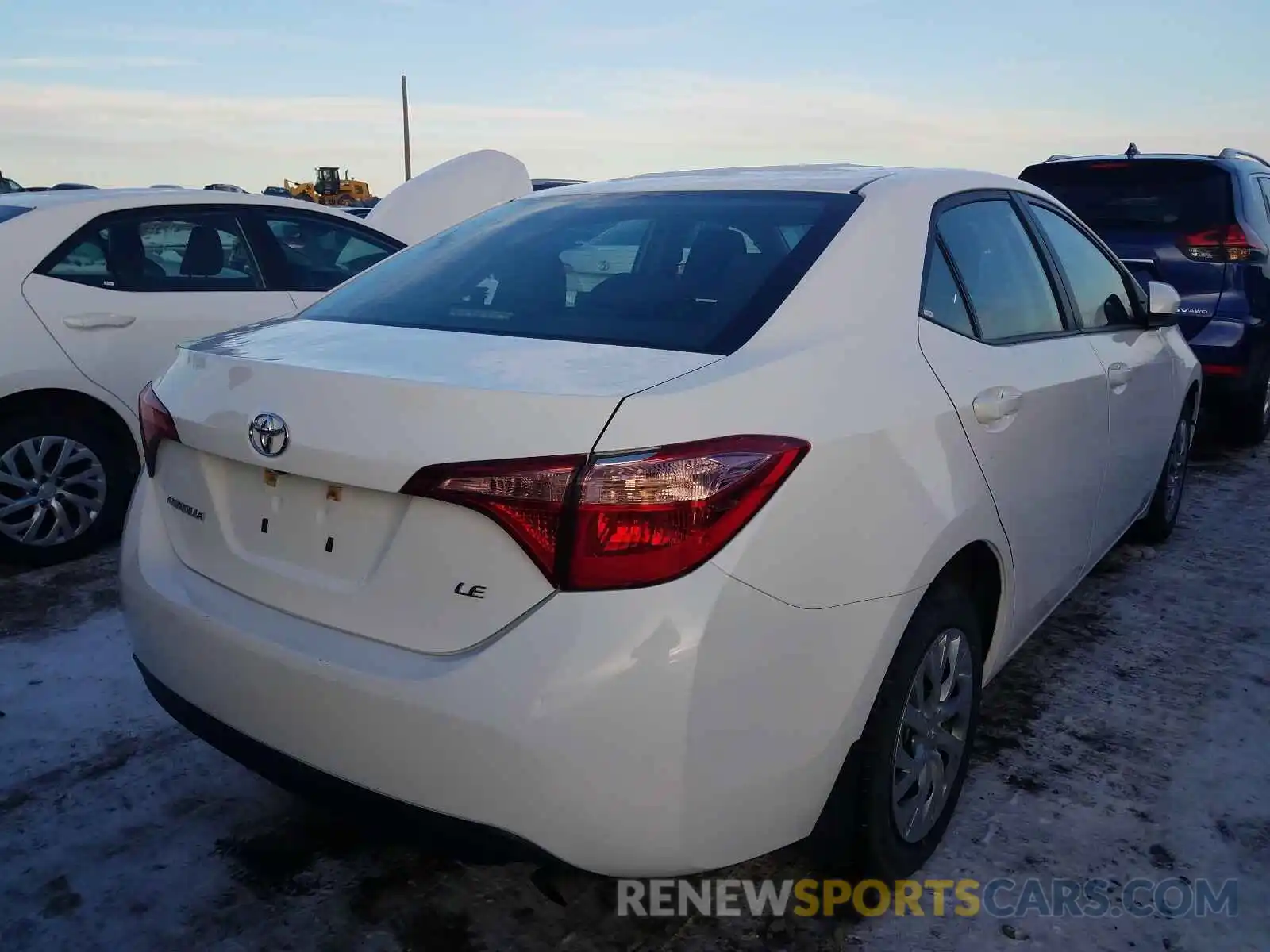 4 Photograph of a damaged car 2T1BURHE8KC228208 TOYOTA COROLLA 2019