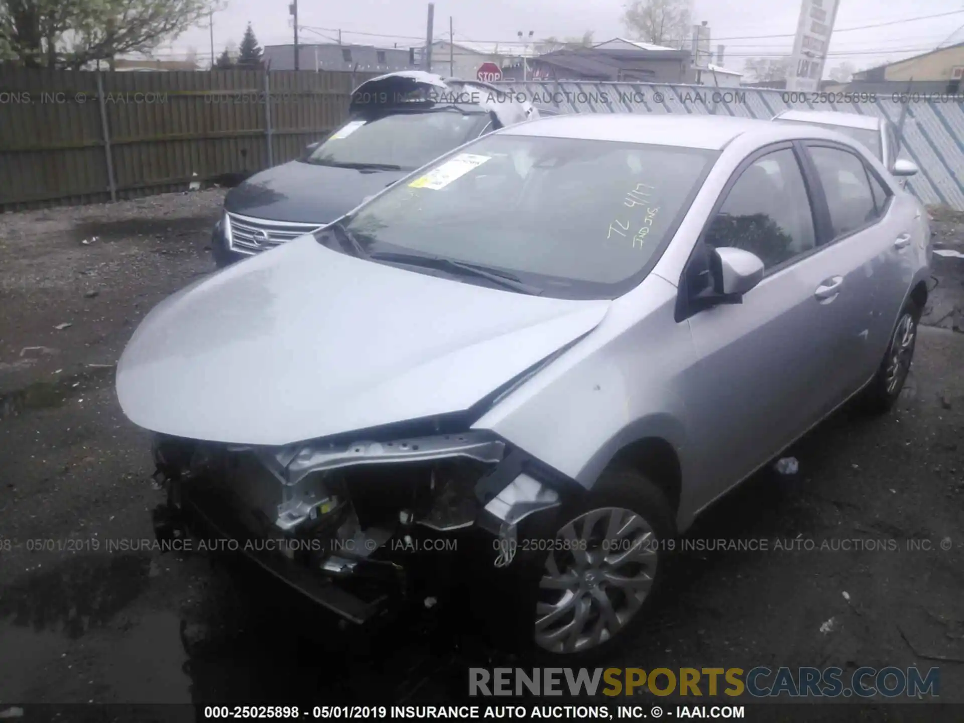2 Photograph of a damaged car 2T1BURHE8KC228953 TOYOTA COROLLA 2019