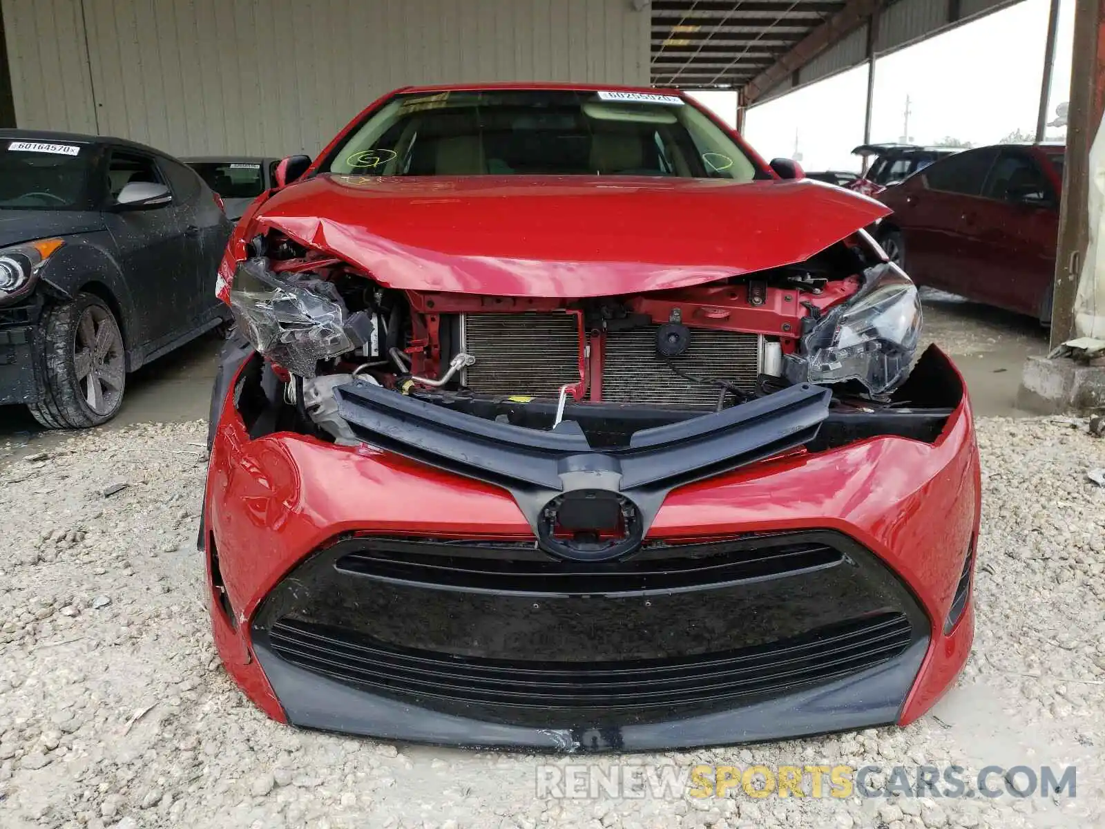 9 Photograph of a damaged car 2T1BURHE8KC229049 TOYOTA COROLLA 2019