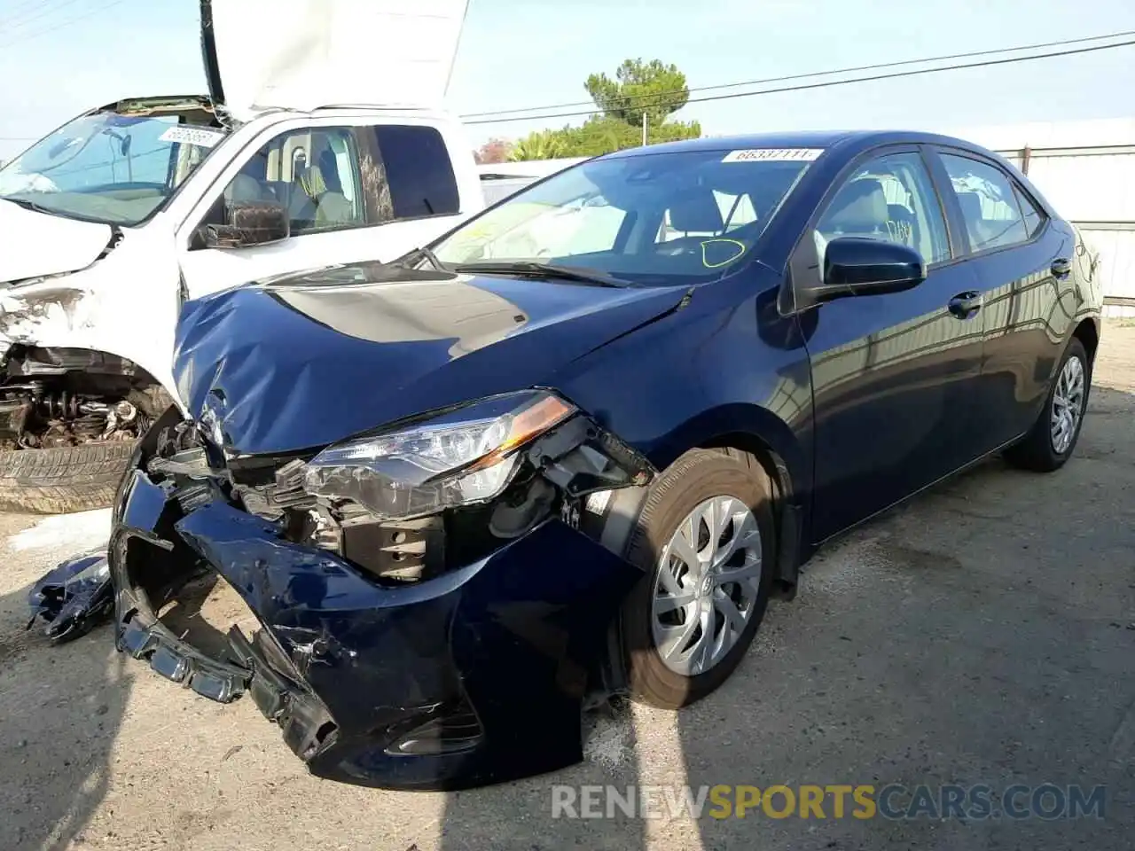 2 Photograph of a damaged car 2T1BURHE8KC229052 TOYOTA COROLLA 2019