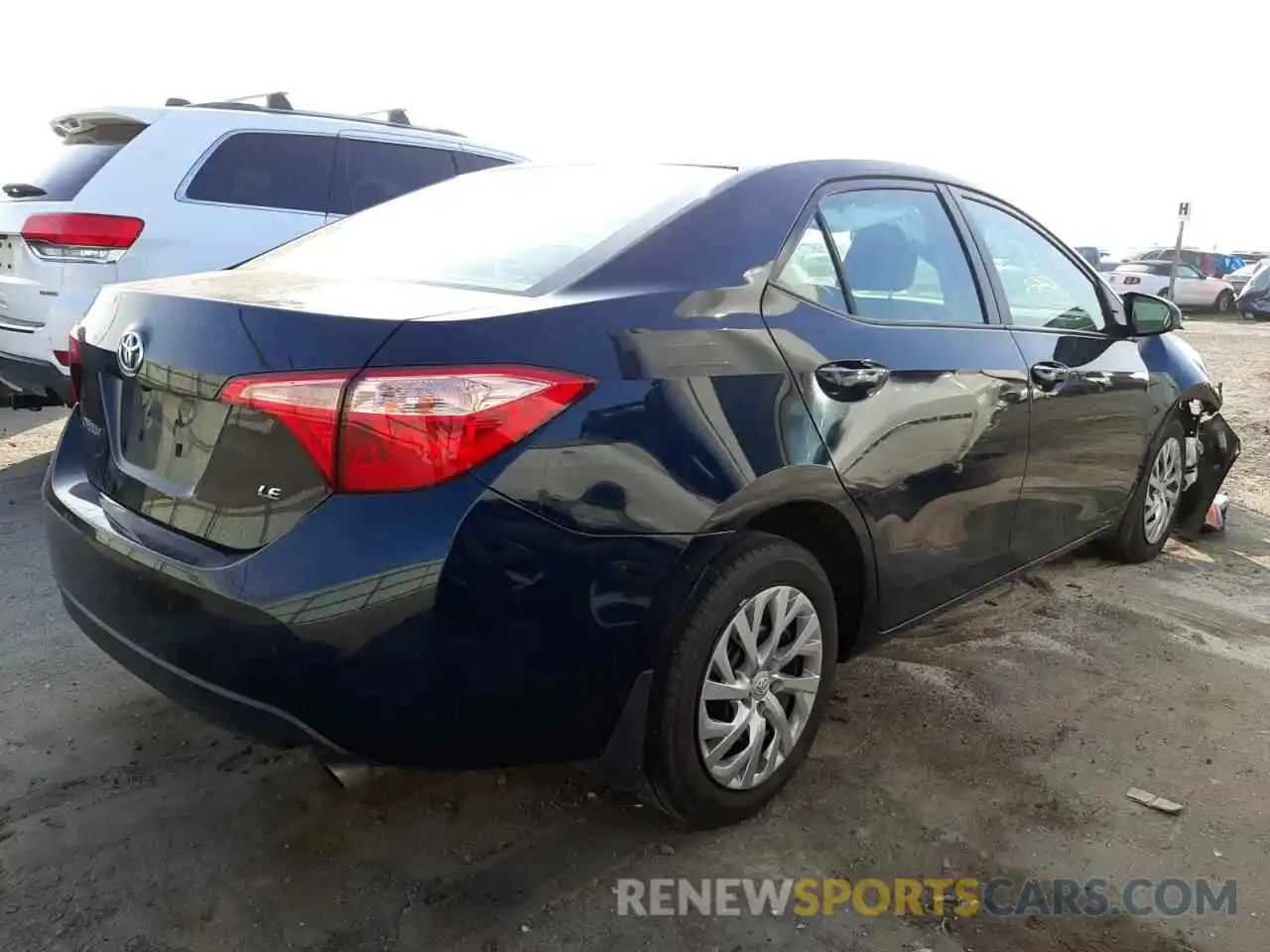 4 Photograph of a damaged car 2T1BURHE8KC229052 TOYOTA COROLLA 2019