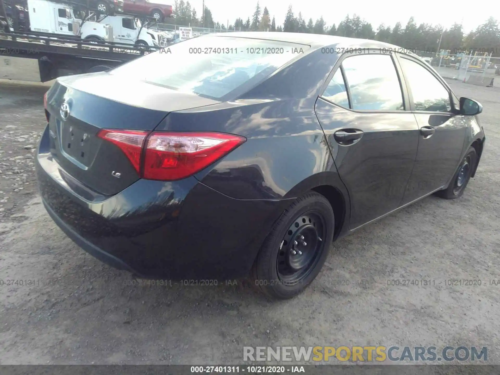 4 Photograph of a damaged car 2T1BURHE8KC229598 TOYOTA COROLLA 2019