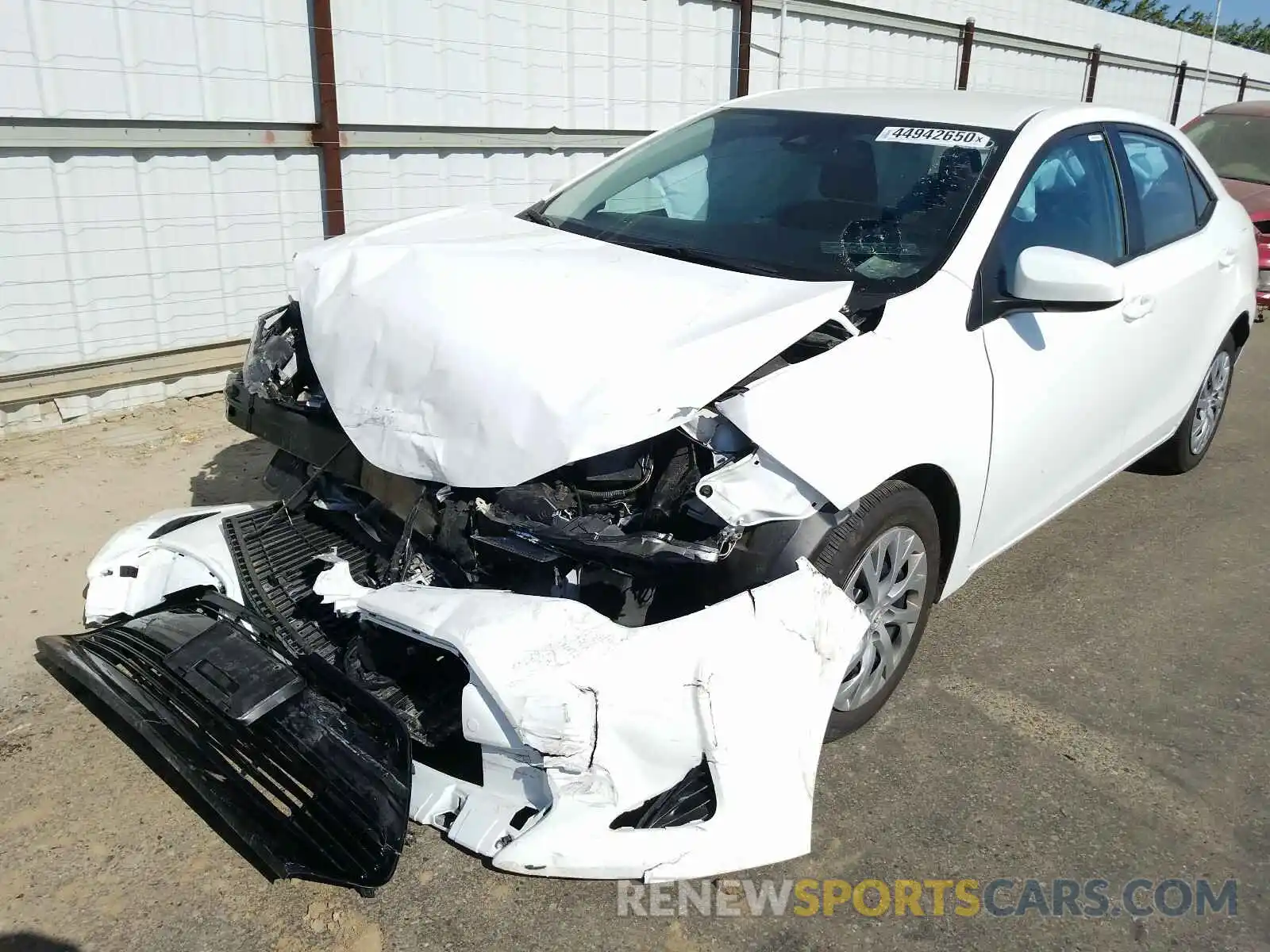 2 Photograph of a damaged car 2T1BURHE8KC229746 TOYOTA COROLLA 2019