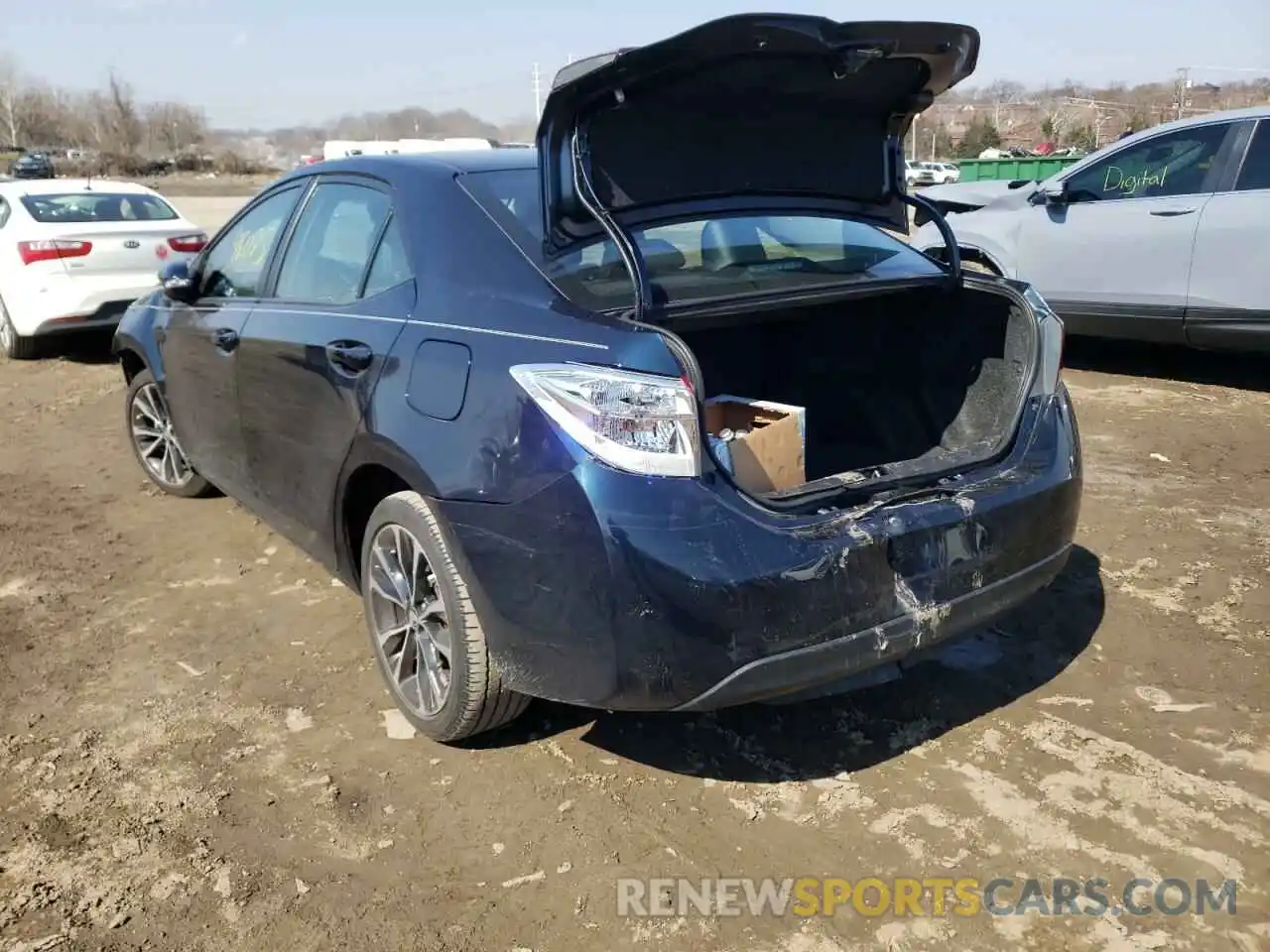 3 Photograph of a damaged car 2T1BURHE8KC229987 TOYOTA COROLLA 2019