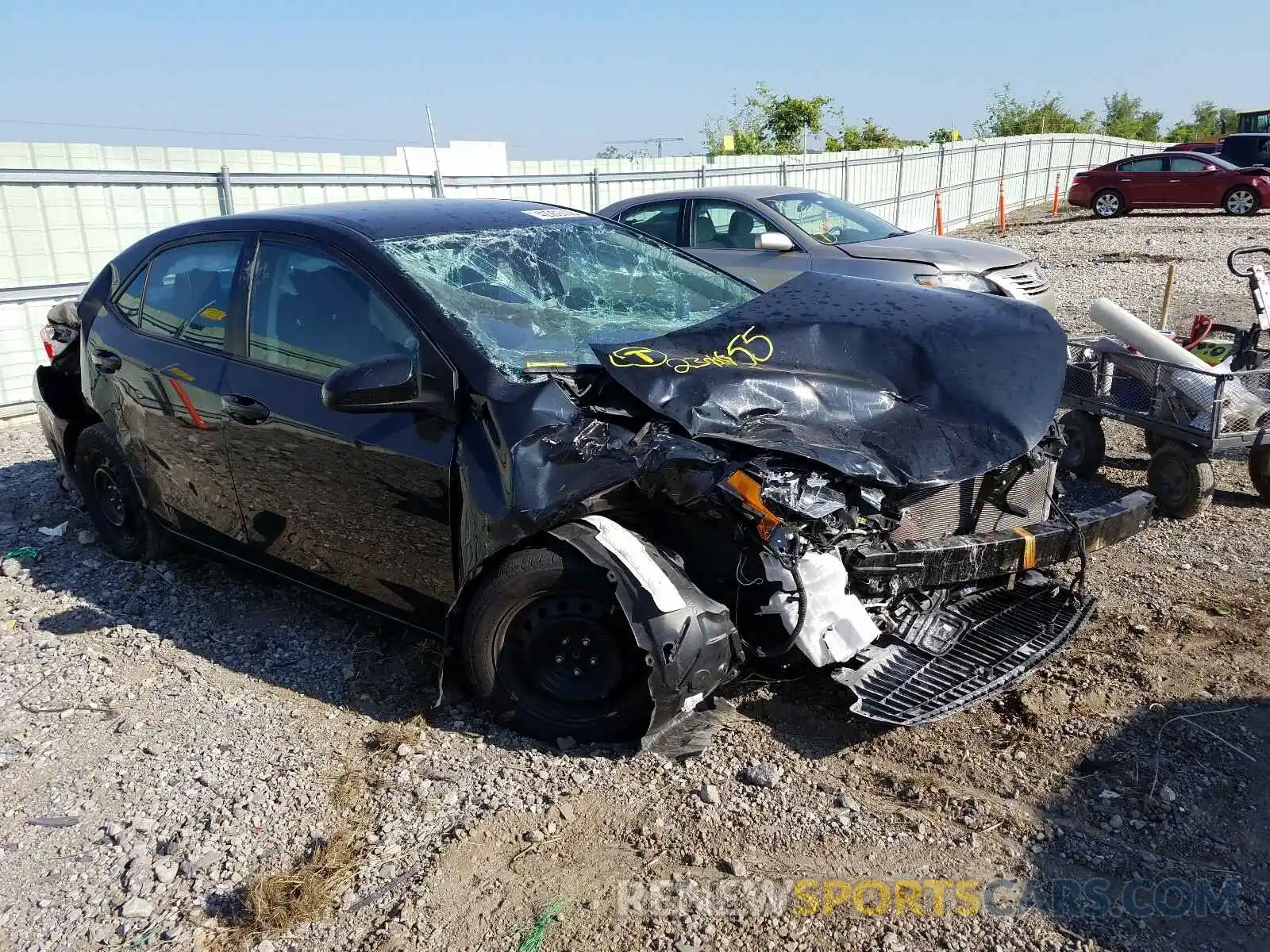 1 Photograph of a damaged car 2T1BURHE8KC230055 TOYOTA COROLLA 2019