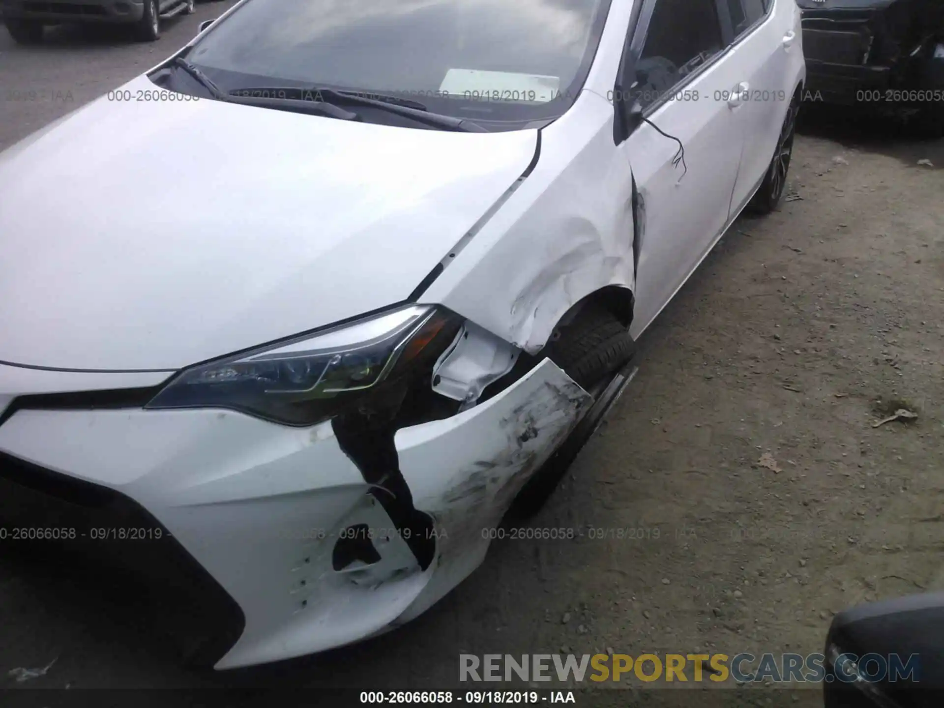 6 Photograph of a damaged car 2T1BURHE8KC231268 TOYOTA COROLLA 2019