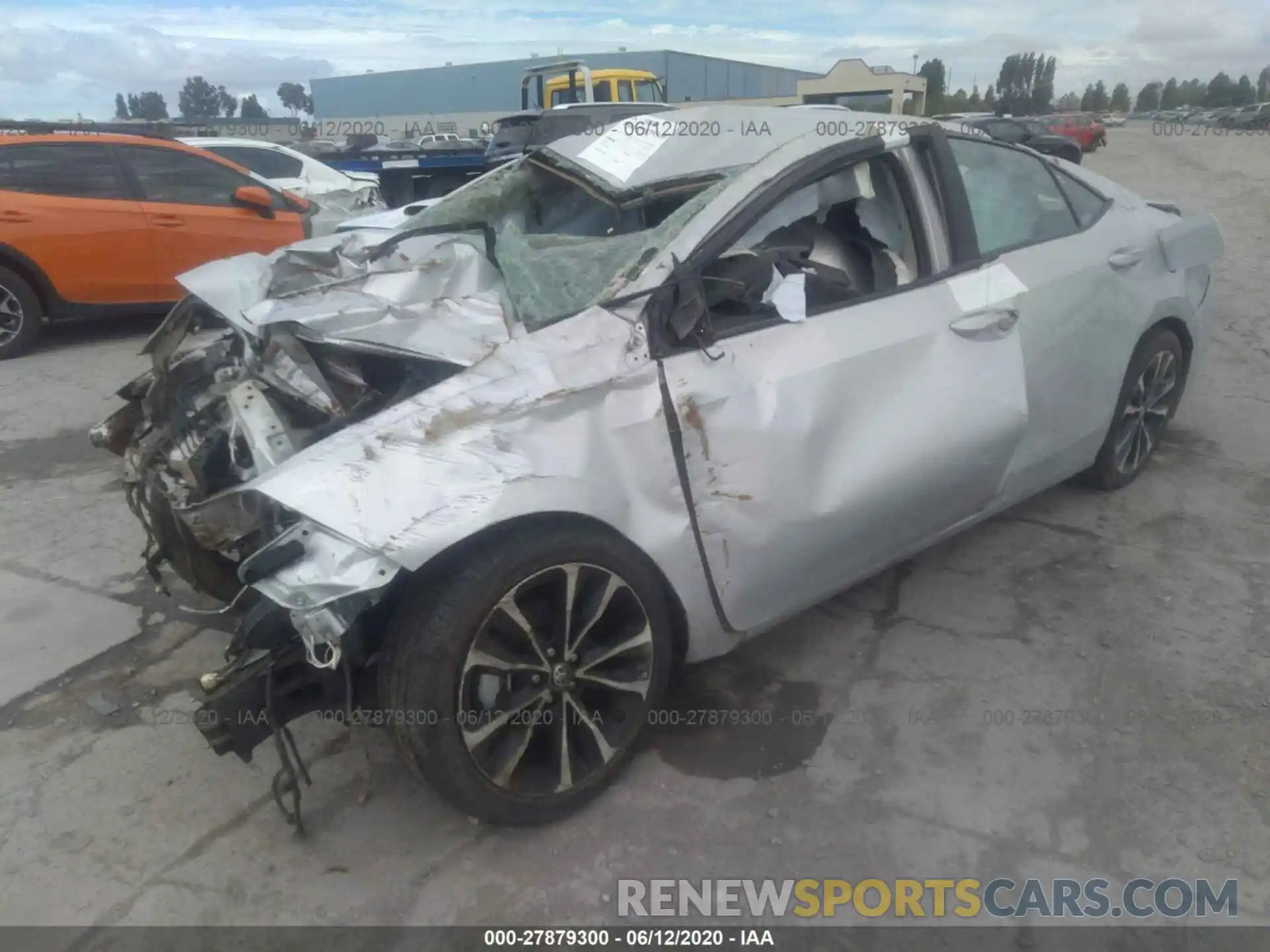 2 Photograph of a damaged car 2T1BURHE8KC232355 TOYOTA COROLLA 2019