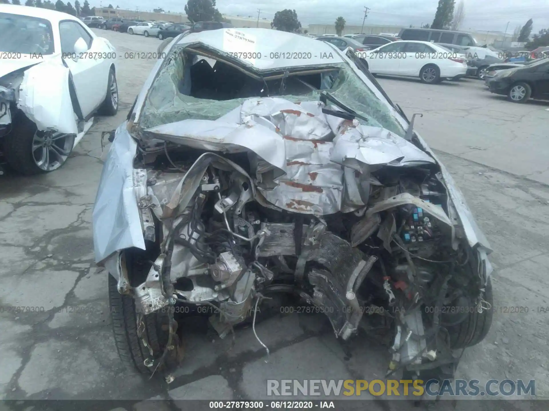 6 Photograph of a damaged car 2T1BURHE8KC232355 TOYOTA COROLLA 2019
