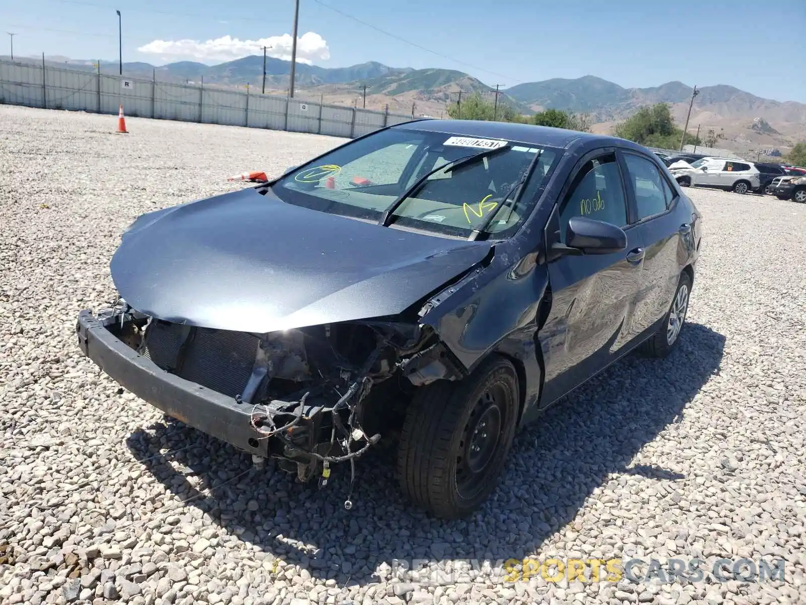 2 Photograph of a damaged car 2T1BURHE8KC232470 TOYOTA COROLLA 2019