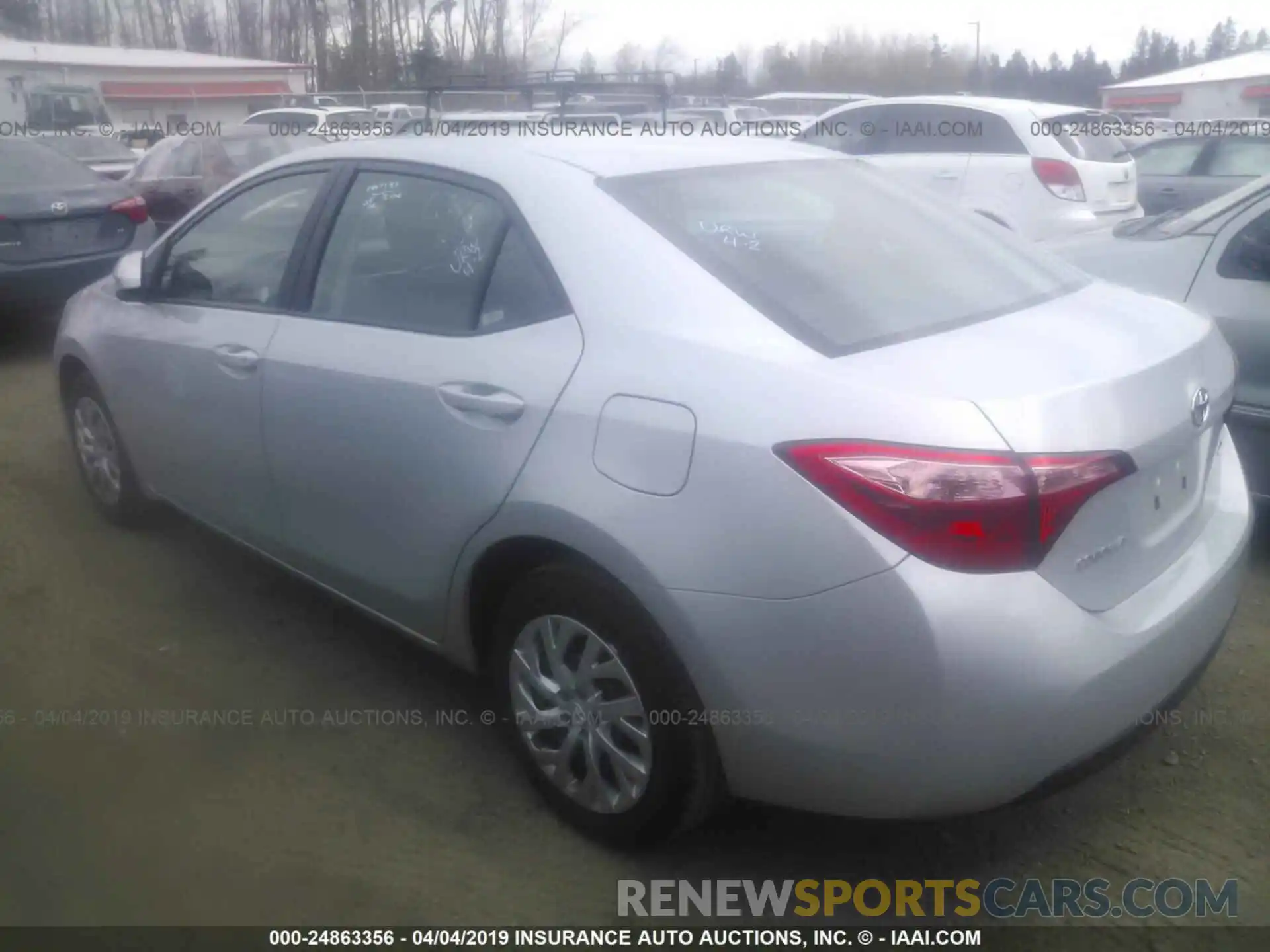 3 Photograph of a damaged car 2T1BURHE8KC232498 TOYOTA COROLLA 2019