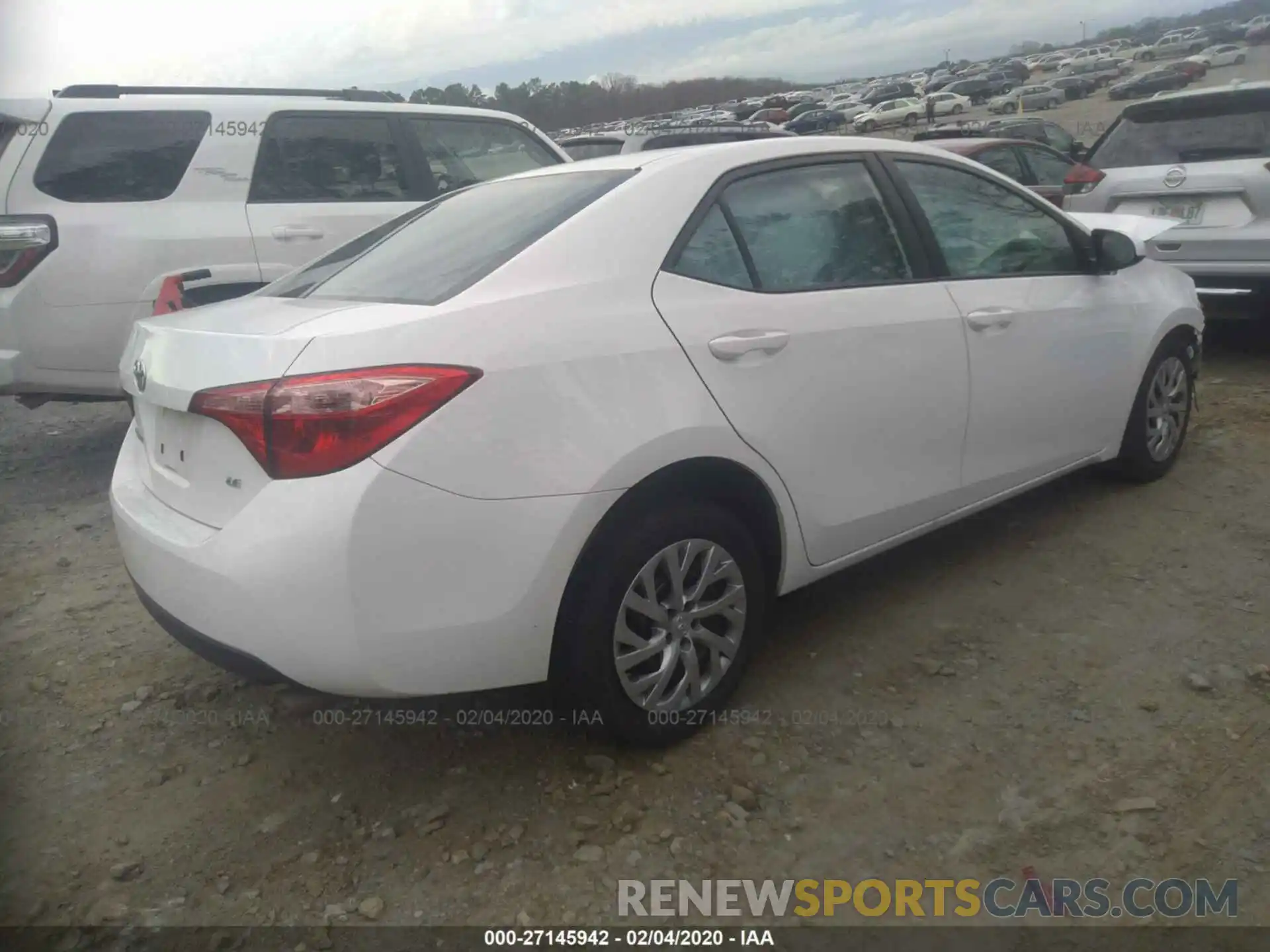 4 Photograph of a damaged car 2T1BURHE8KC232954 TOYOTA COROLLA 2019