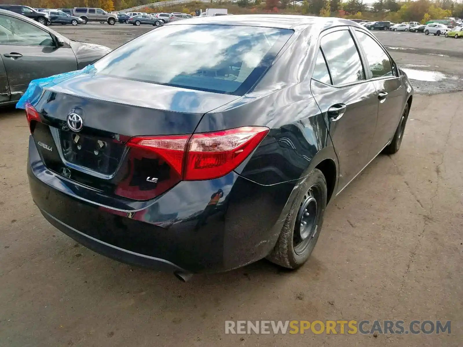 4 Photograph of a damaged car 2T1BURHE8KC232971 TOYOTA COROLLA 2019