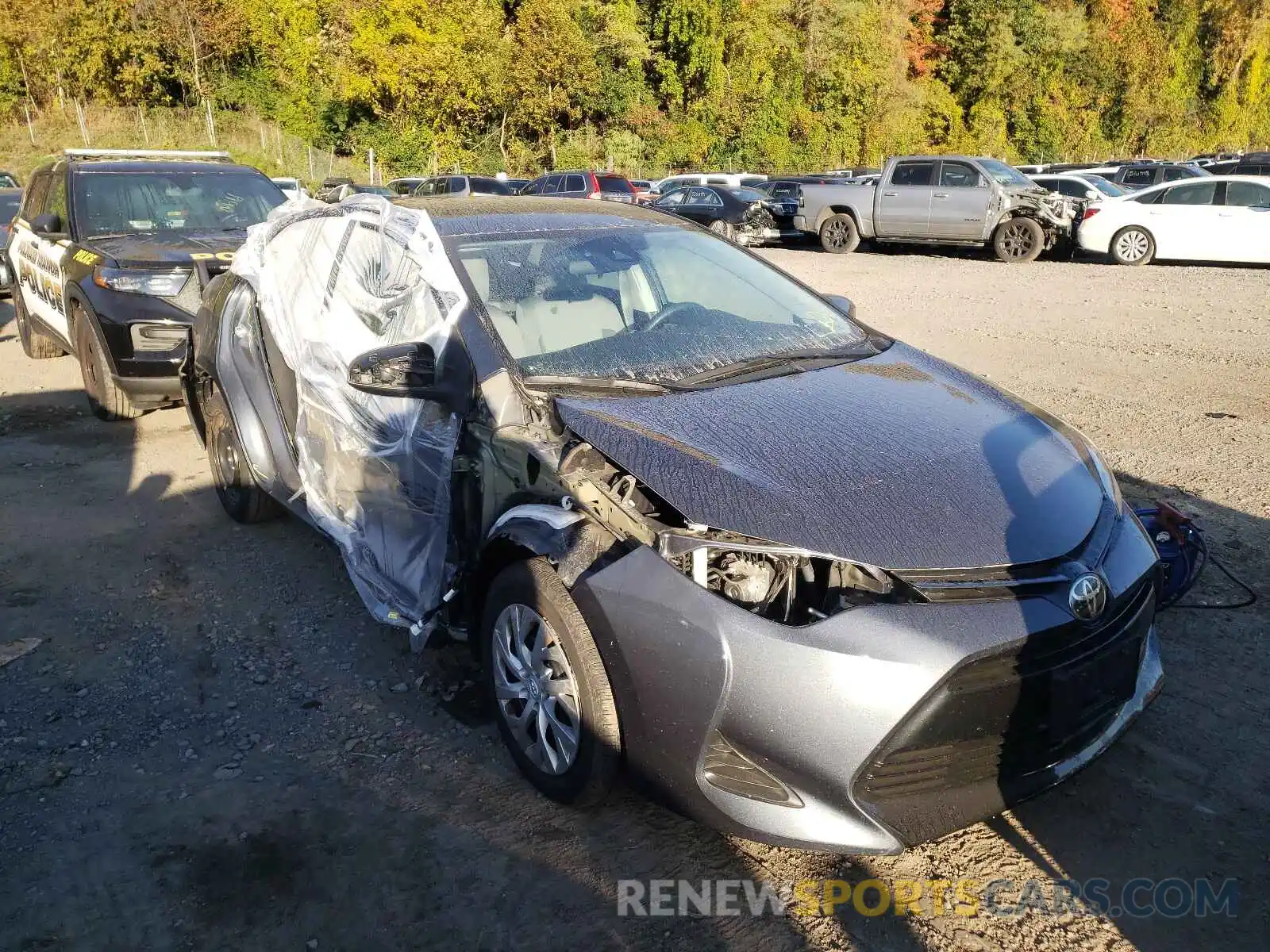 1 Photograph of a damaged car 2T1BURHE8KC233084 TOYOTA COROLLA 2019