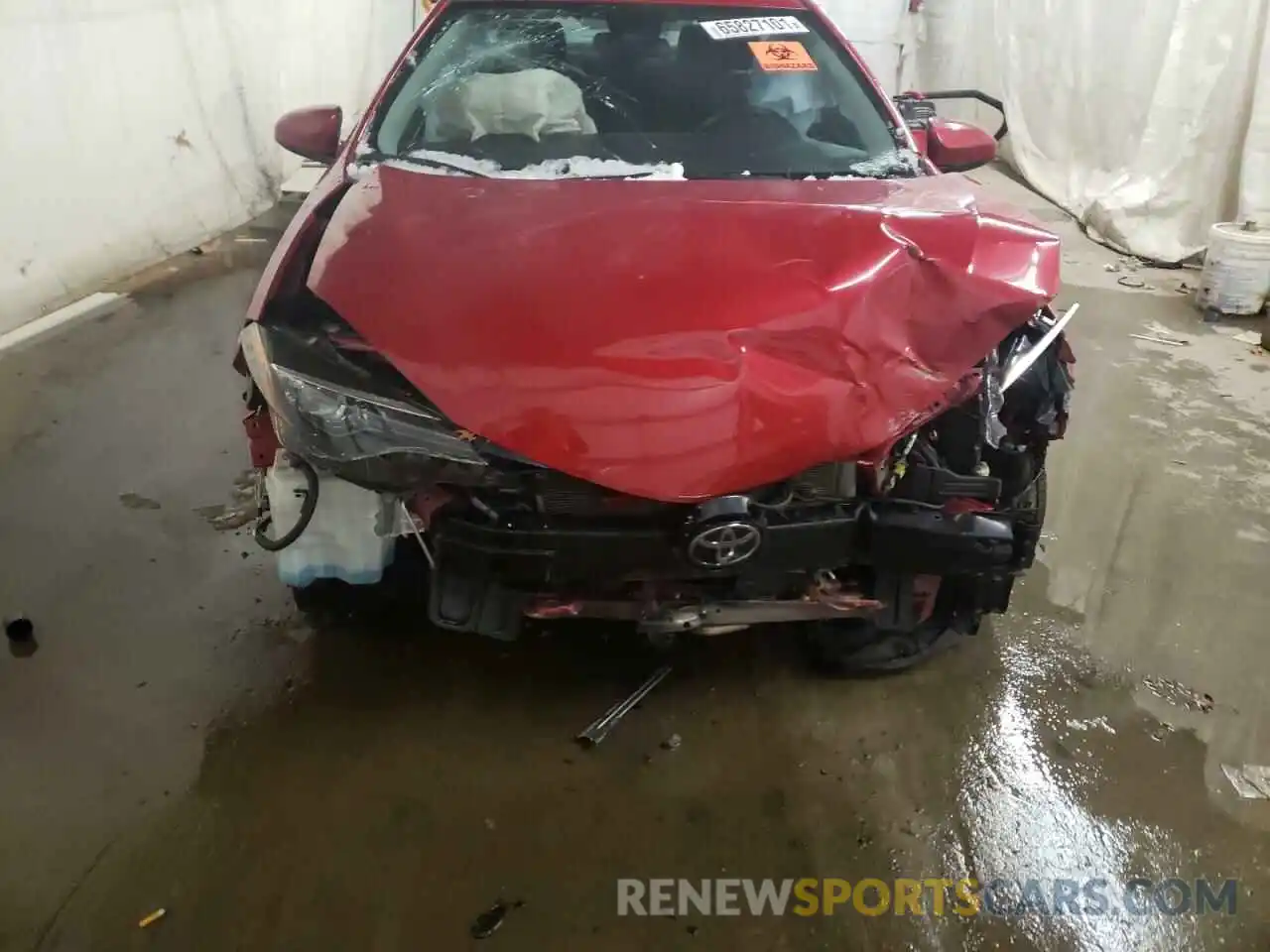 9 Photograph of a damaged car 2T1BURHE8KC233702 TOYOTA COROLLA 2019