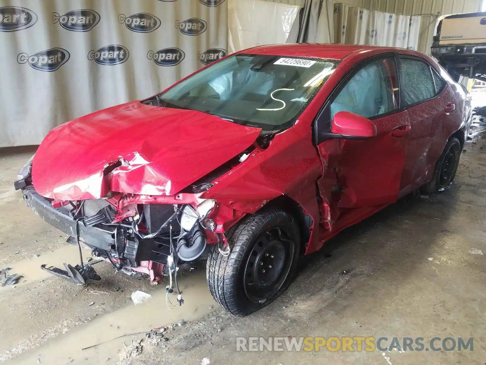 2 Photograph of a damaged car 2T1BURHE8KC233764 TOYOTA COROLLA 2019